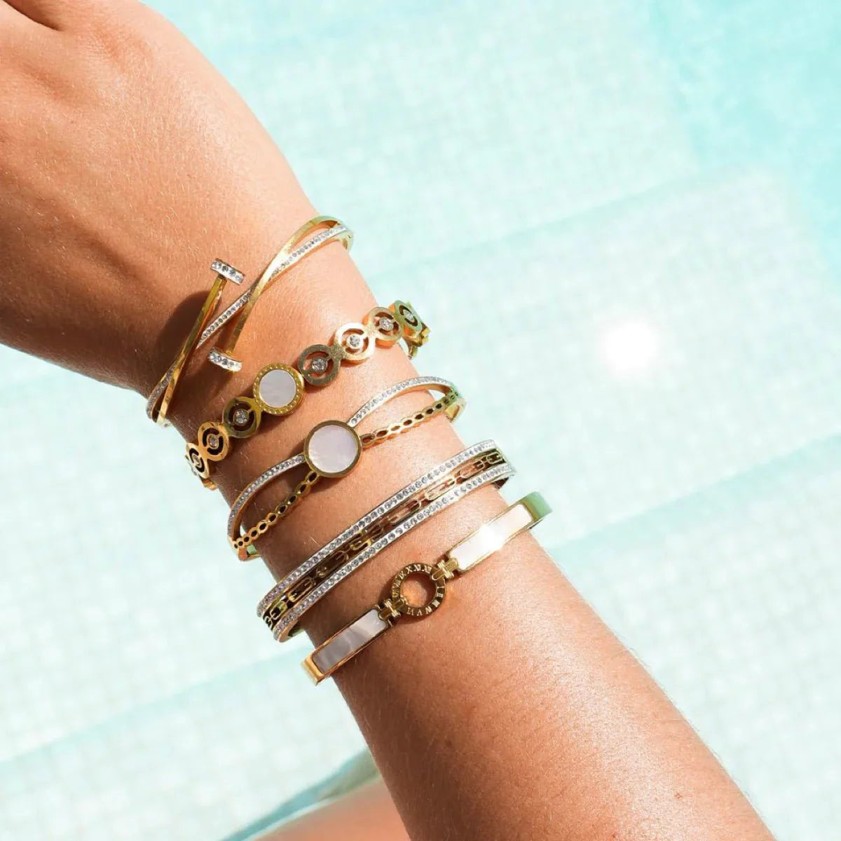 Bracelete Ivy Pedra Cristais Banhado em Ouro 18k