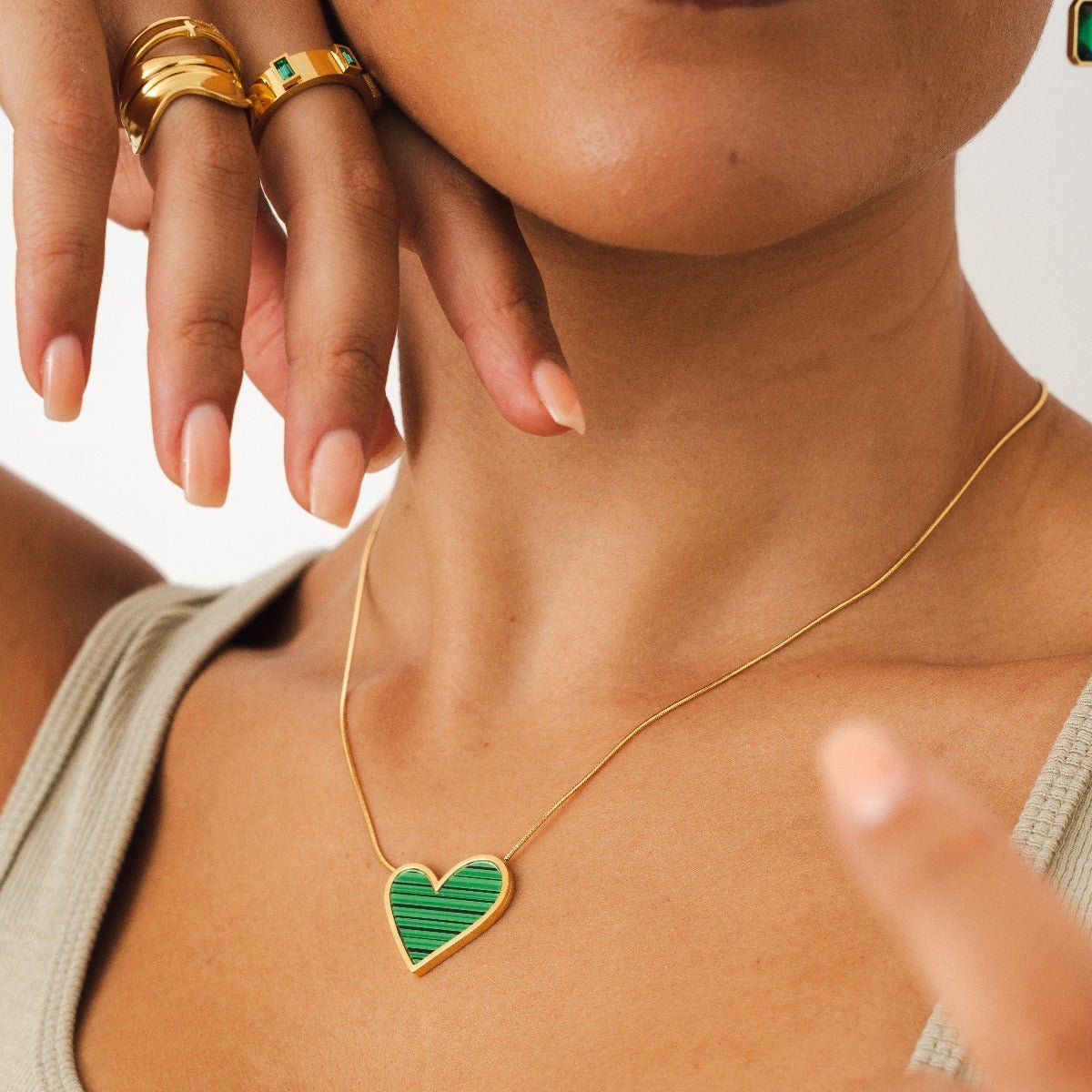Colar Sweet Alhambra Inspiração - Coração Verde